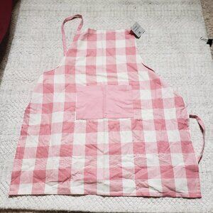 DII Buffalo Check Pink and White Chef Apron